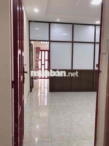 CHO THUÊ NHÀ NGUYỂN TIỀU LA,QUẬN 10(4PN,LỮNG,2LẦU) GẦN MẶT TIỀN ĐƯỜNG