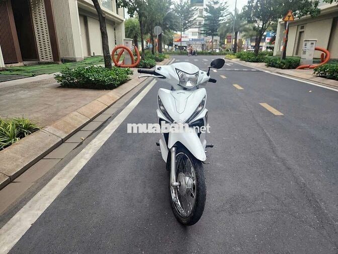 Honda Wave RSX FI Trắng