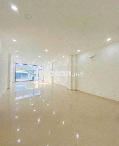 Cho thuê gấp nhà MT 18A Đồng Đen thông Ni Sư Huỳnh Liên P10 Q.Tân Bình