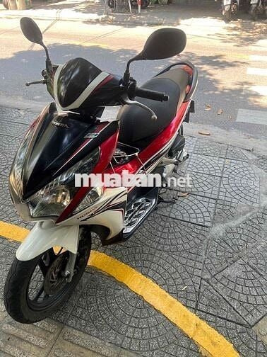 Honda Air Blade Đỏ trắng đen