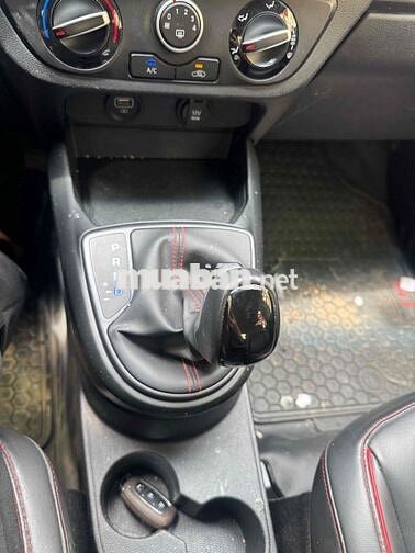 Hyundai Grand i10 2022 Đỏ