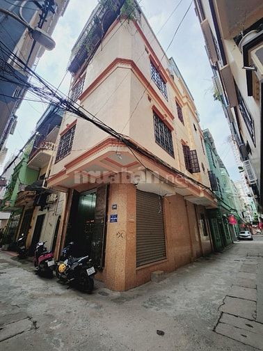 Nhà riêng 4 Tầng Phố Tân Mai Lô góc Đường oto tránh nhau Chính chủ