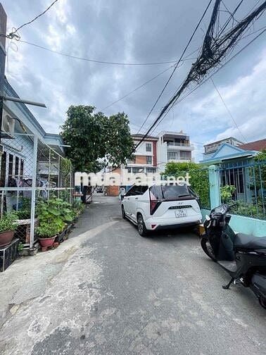NGUYỄN VĂN QUÁ , DT 4x20 , XE HƠI ĐỖ CỬA , TIỆN XÂY MỚI ,NHỈNH 4 TỶ