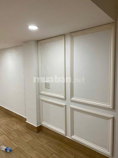 CHO THUÊ HOẶC BÁN NHÀ SÁT MẶT TIỀN XE TẢI PHẠM ĐÔN Q5