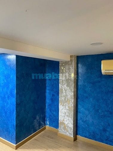 CHO THUÊ HOẶC BÁN NHÀ SÁT MẶT TIỀN XE TẢI PHẠM ĐÔN Q5