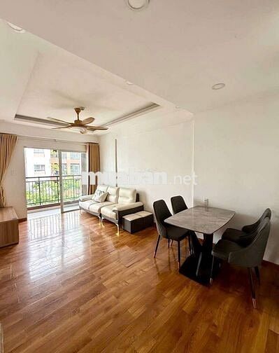 cho thuê căn hộ Ehome 3, mặt tiền đường hồ ngọc lãm giá 8tr