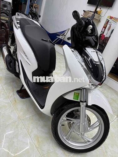 Honda SH 160 ABS 2024 1600km Trắng đen
