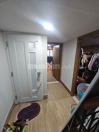 CHO THUÊ HOẶC BÁN NHÀ SÁT MẶT TIỀN XE TẢI PHẠM ĐÔN Q5