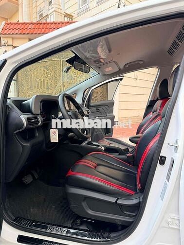 Hyundai Stargazer 1.5 số tự động 7 chỗ nhập khẩu