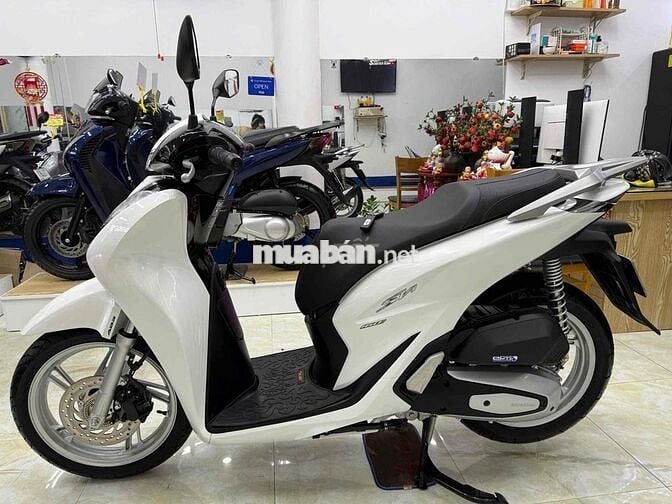Honda SH 160 ABS 2024 1600km Trắng đen