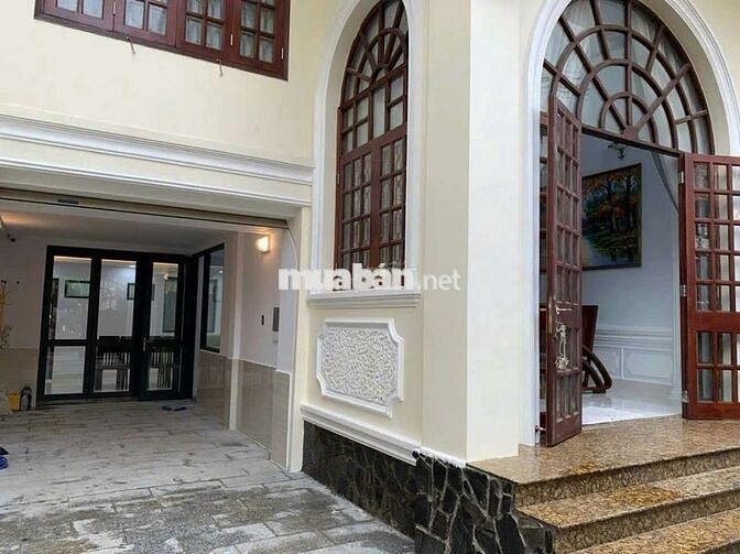 ViLLa  Sư Vạn Hạnh P12 Quận 10 - Ngang 7.2x16m 1 Trệt 2 Lầu Đường 8m