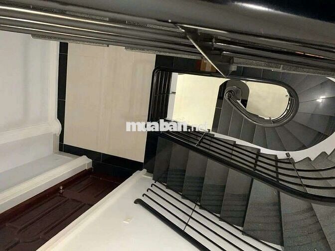 ViLLa  Sư Vạn Hạnh P12 Quận 10 - Ngang 7.2x16m 1 Trệt 2 Lầu Đường 8m