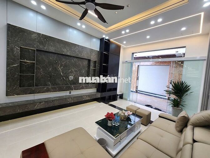 Căn nhà ô tô đỗ cửa tại TD Cách Hạ - P. An Dương  DÁ chỉ có 3,5x ty