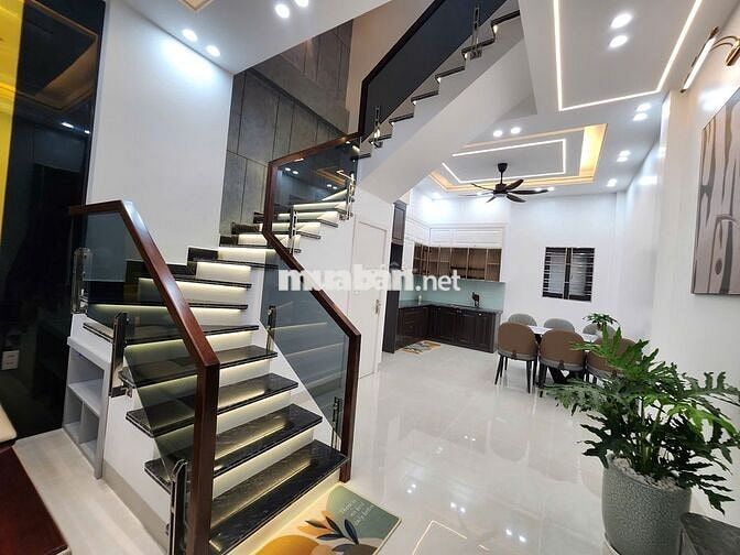 Căn nhà ô tô đỗ cửa tại TD Cách Hạ - P. An Dương  DÁ chỉ có 3,5x ty