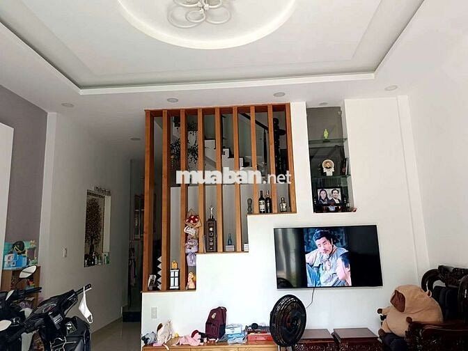 BÁN NHÀ 3 TẦNG ĐƯỜNG SỐ 9 LINH TÂY THỦ ĐỨC - HẺM XE 7 CHỖ - CHÍNH CHỦ