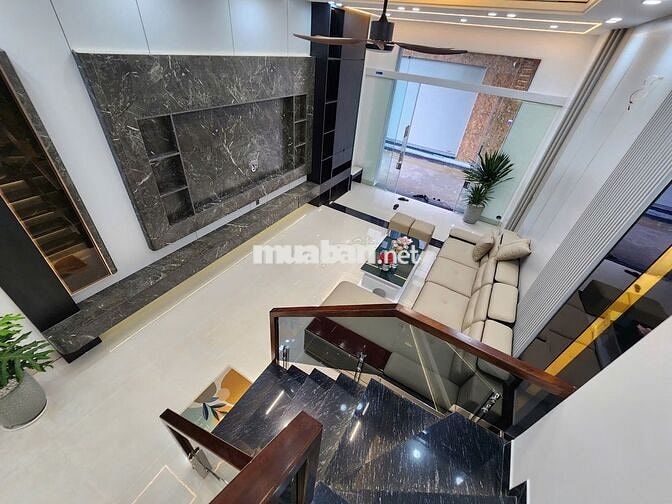 Căn nhà ô tô đỗ cửa tại TD Cách Hạ - P. An Dương  DÁ chỉ có 3,5x ty
