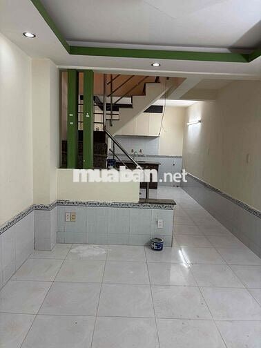 Nhà cho thuê giá 5tr ở Phước kiểng đường Lê Văn lương