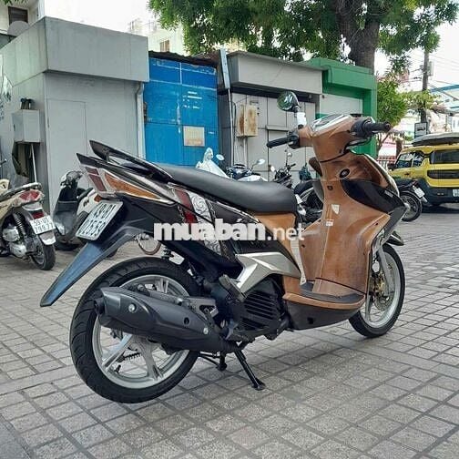 Yamaha Luvias nguyên gin