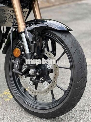 Honda CB300R 2019 Đen 2500km, có giao lưu xe.