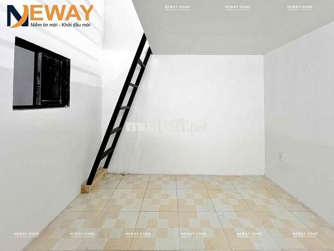 Phòng trọ giá rẻ, sẵn máy lạnh, gác cao ngay Luỹ Bán Bích, vào ở liền