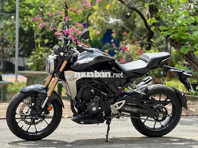 Honda CB300R 2019 Đen 2500km, có giao lưu xe.