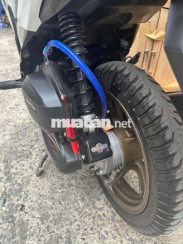 Honda Vario 2023 Trắng 25000km còn bớt