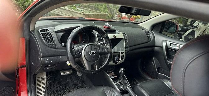 Xe gia đình sang chảnh, cực đỉnh trong tầm giá. Trang bị tối tân 