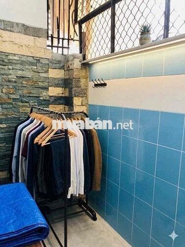 phòng bancol 4tr3 tolet riêng kệ siêu mát bạch đằng p24 BT hàng xanh