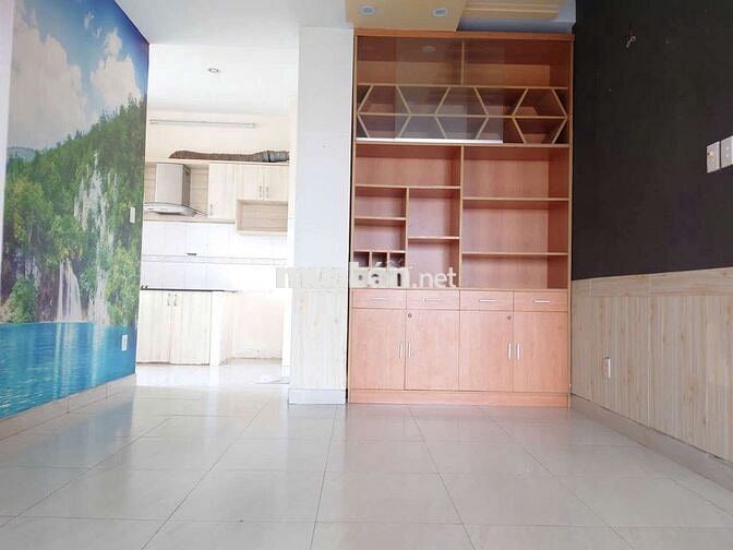 Căn góc 82m2 2PN, block B, thang máy, gần CV Lê Thị Riêng, Q3 – 12tr