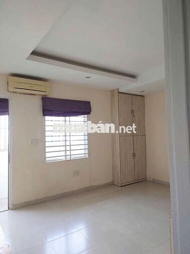 Căn góc 82m2 2PN, block B, thang máy, gần CV Lê Thị Riêng, Q3 – 12tr