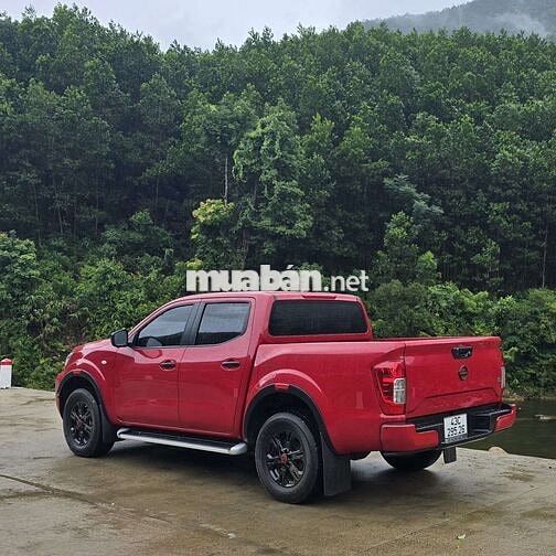 Nissan Navara EL 2024 1 cầu màu Đỏ