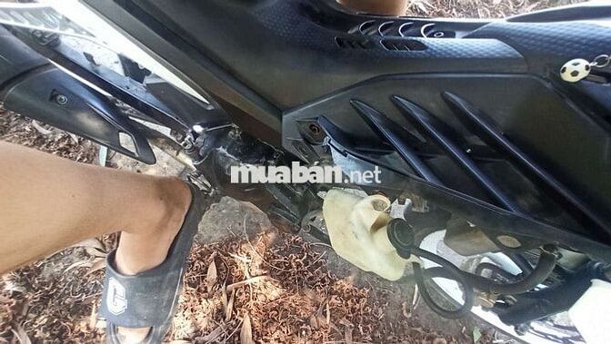 Yamaha Exciter 135 Trắng đen