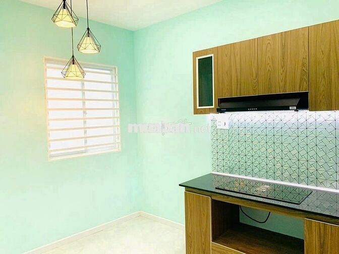 NHÀ MỚI 3PN CÓ NỘI THẤT CMT8 QUẬN 10