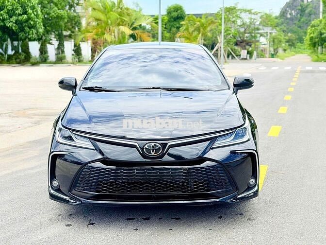 Toyota Corolla Altis 2024 1.8V Đen Rất Mới