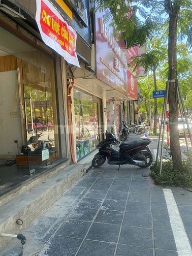 Cho thuê cửa hàng mặt phố Chùa Bộc, Đống Đa, Hà Nội