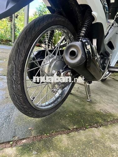 Honda Wave 110 màu Trắng