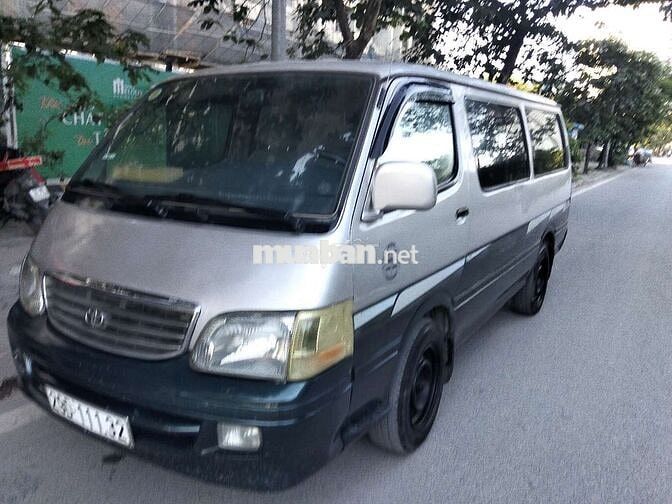 Toyota Hiace 2003 Bạc