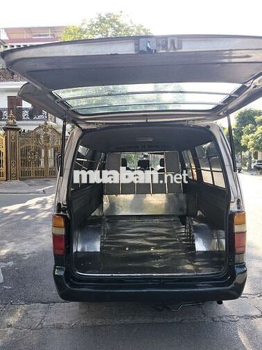 Toyota Hiace 2003 Bạc