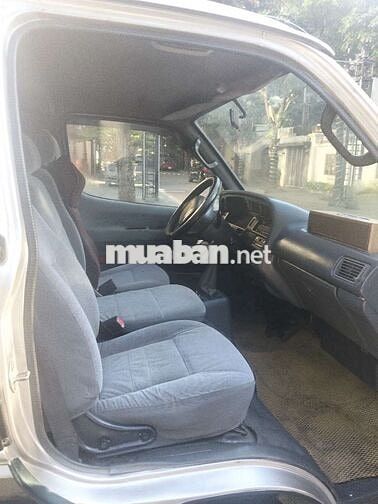Toyota Hiace 2003 Bạc