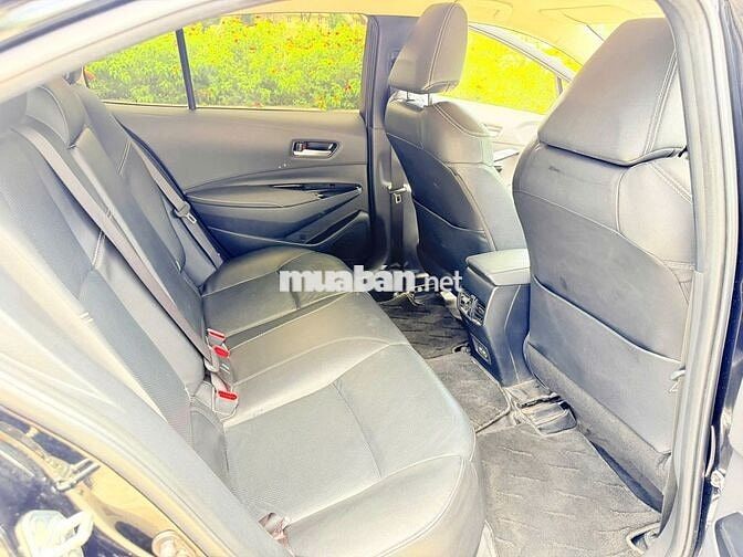 Toyota Corolla Altis 2024 1.8V Đen Rất Mới