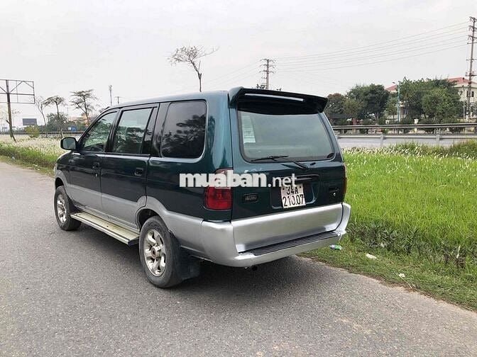 Isuzu 8 chỗ Xanh, Bạc