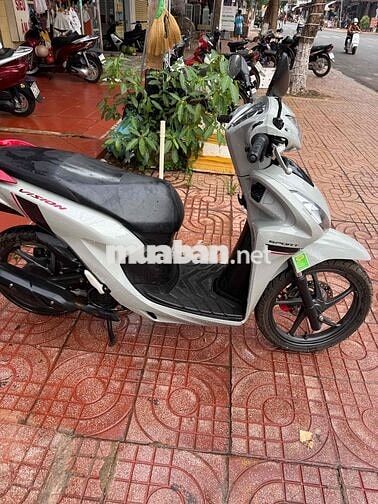 Honda Vision 2025 Thể Thao 12.000km Xám