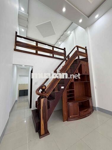 Nhờ ACE Bất động sản bánn giúp em - Chính chủ