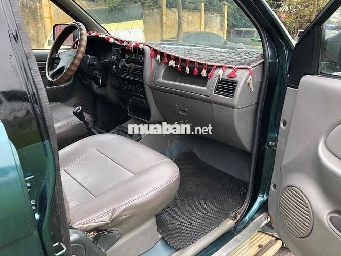 Isuzu 8 chỗ Xanh, Bạc
