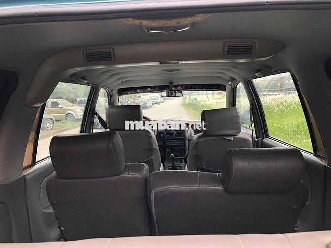 Isuzu 8 chỗ Xanh, Bạc