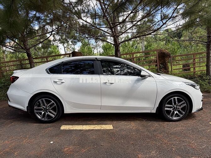 Kia Cerato 2020 Premium 2.0 72000 km Trắng