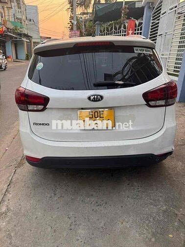 Kia Rondo Trắng Số sàn 276656 km