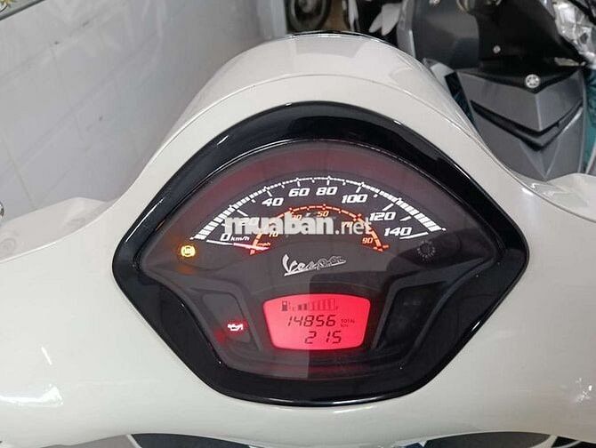 Vespa GTS 125,Abs , máy iget, như mới,bs65,xe 2020