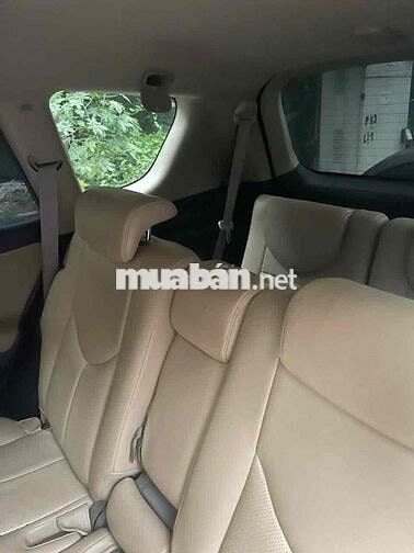 Toyota Rav4 màu Xanh 7 chỗ