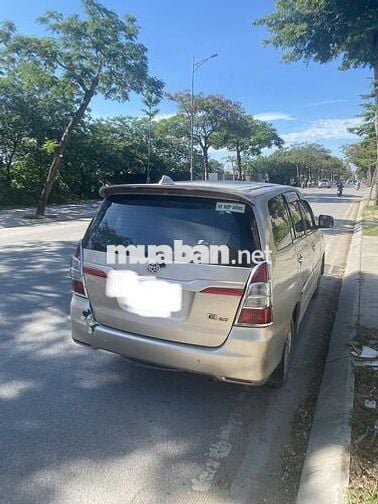 Toyota Innova 2015 Vàng cát